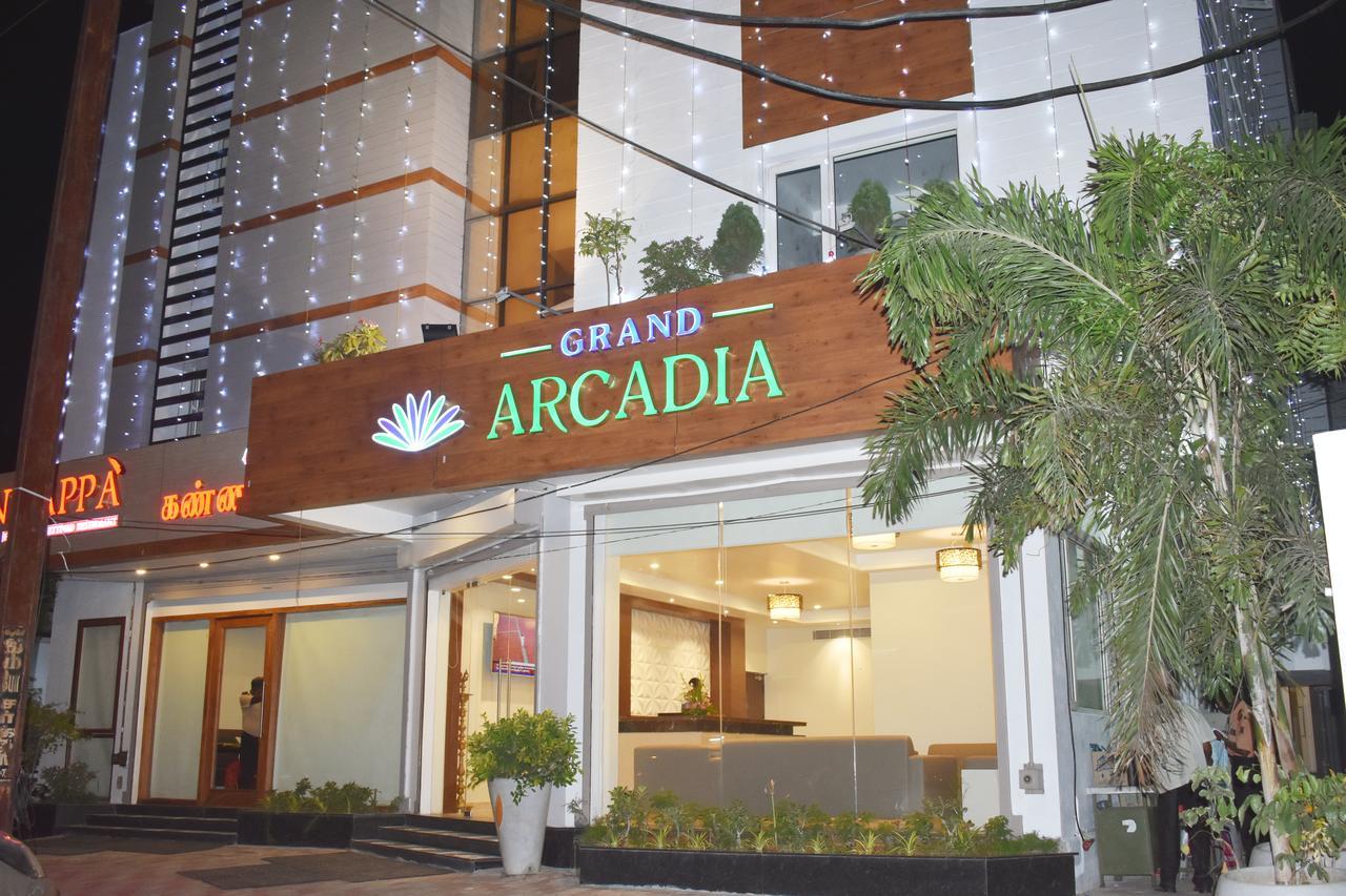 ホテル グランド アルカディア スリランガン Tiruchirappalli エクステリア 写真